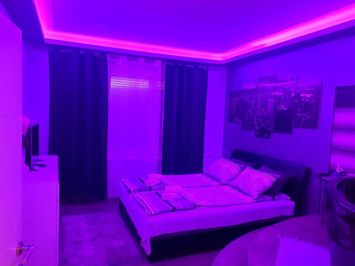 Ceca Apartman Ni Exterior foto