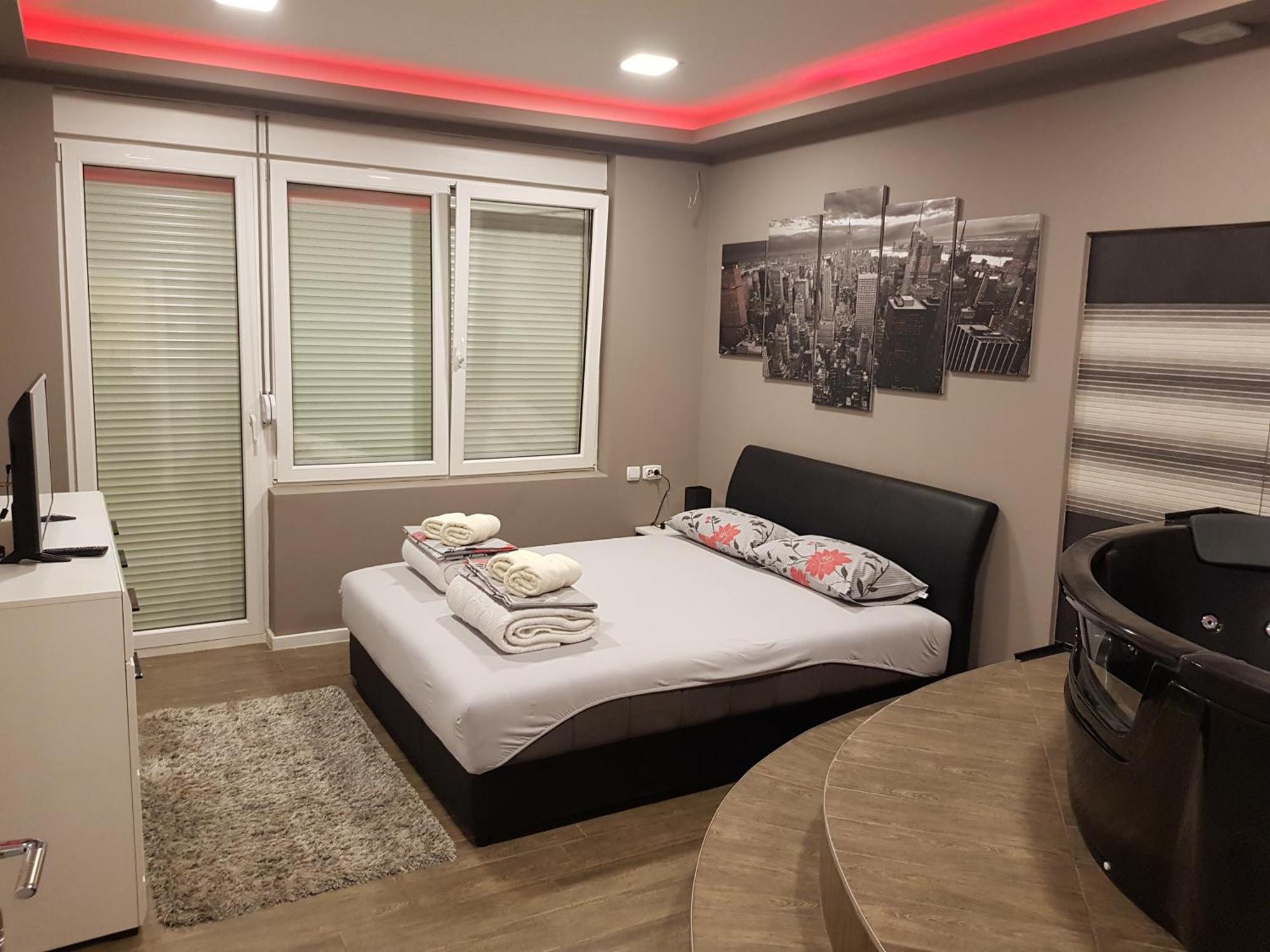 Ceca Apartman Ni Exterior foto